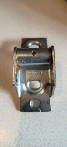 Hörmann Scharnierrollenhalter, Seitenscharnier für Industrie Tore,  Beschlags Art N, links und rechts verwendbar., 3002128