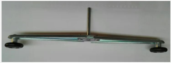 Normstahl Tandemrollenhalter, A330101-01, für ALU-Deckensektionaltore